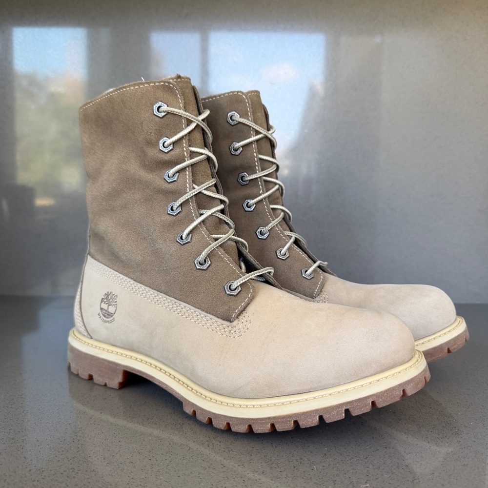 Timberland Authentics Teddy Fleece Waterproof Fold-Down Women’s Boots Size 8.5